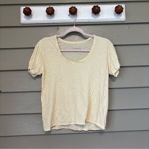 Everlane Light Cream Short Sleeve Tee